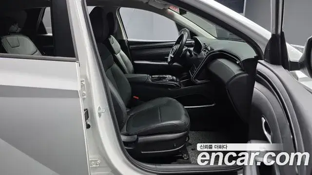 Hyundai Tucson Hybrid 2021 — Photo 14/20