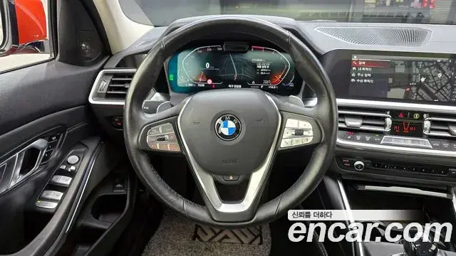 BMW 3 Series 2021 — Photo 11/20