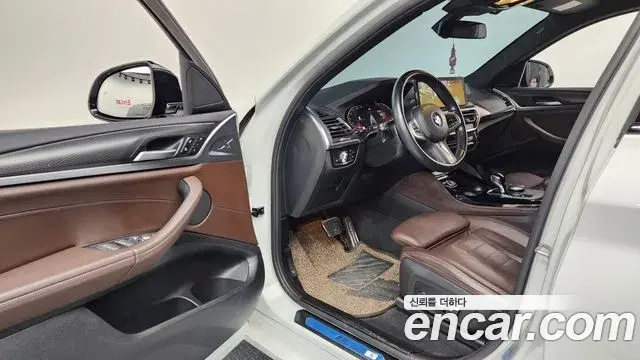 BMW X4 2022 — Şəkil 16/20
