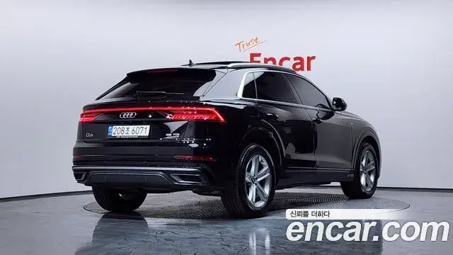 Audi Q8 2021 — ფოტო 3/20