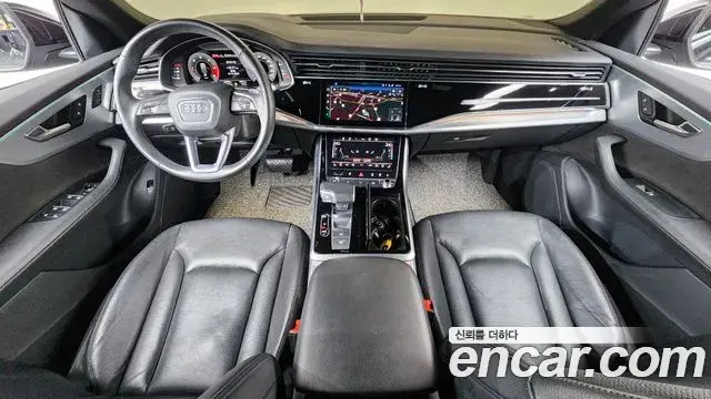 Audi Q8 2021 — ფოტო 6/20