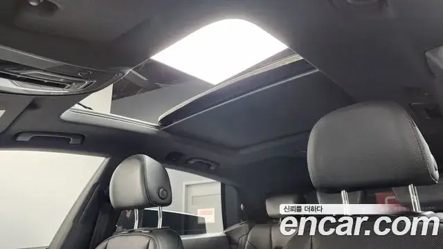 Audi Q8 2021 — ფოტო 20/20