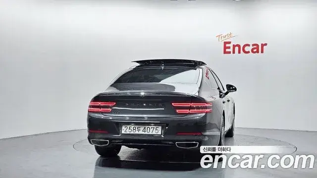 Genesis G80 2021 — ფოტო 14/20