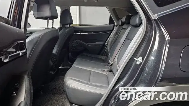 Kia Seltos 2022 — Şəkil 7/20