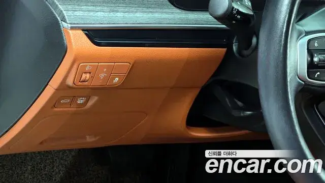 Kia K5 2024 — ფოტო 8/20