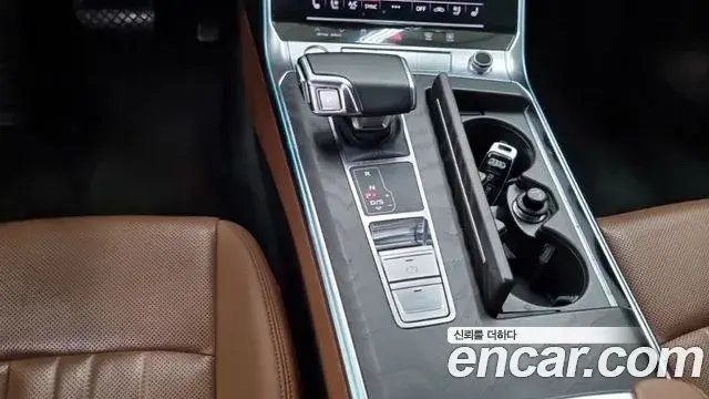 Audi A6 2020 — ფოტო 5/18