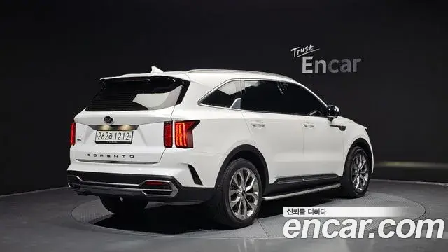 Kia Sorento 2020 — Фото 2/20