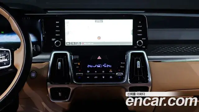 Kia Sorento 2020 — Фото 15/20