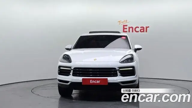 Porsche Cayenne 2020 — Фото 3/20