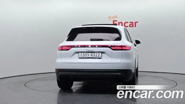 Porsche Cayenne 2020 — Фото 4/20