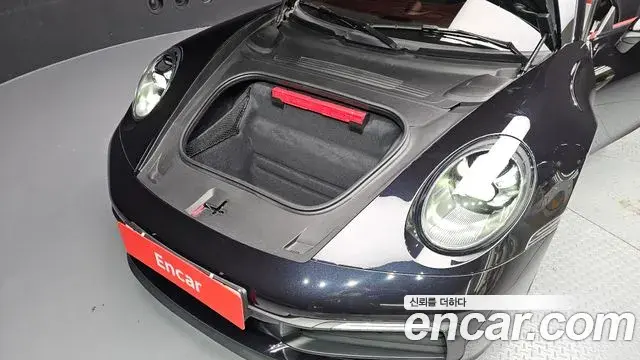 Porsche 911 2020 — Şəkil 19/20