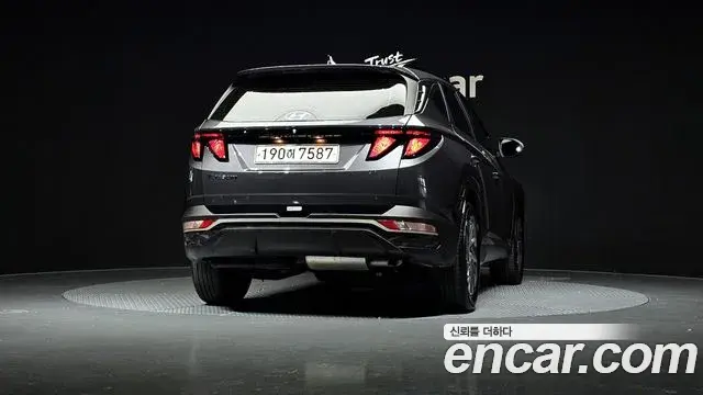 Hyundai Tucson Hybrid 2022 — ფოტო 5/20