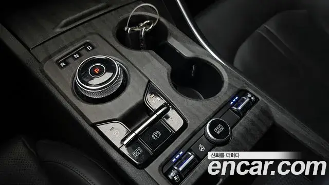 Kia K5 2022 — ფოტო 1/20