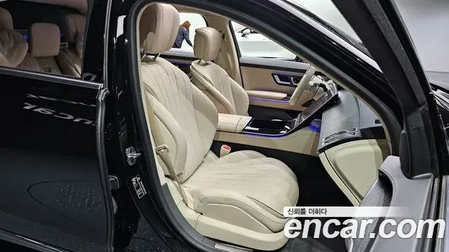 Mercedes-Benz S-Class 2022 — ფოტო 7/20
