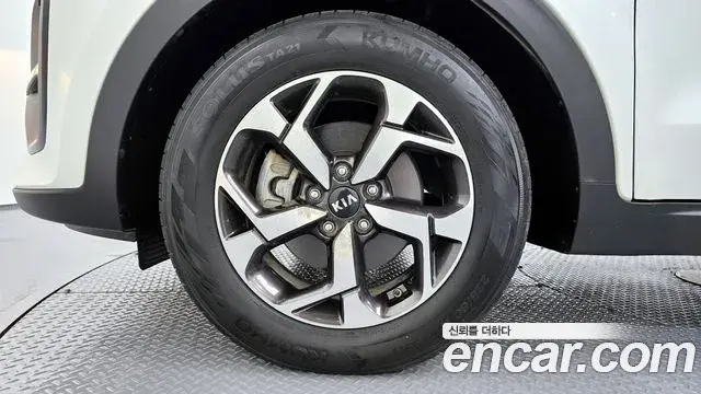 Kia Sportage The Bold 2020 — Şəkil 9/20