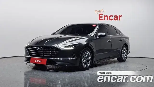 Hyundai Sonata Hybrid 2019 — Photo 14/20