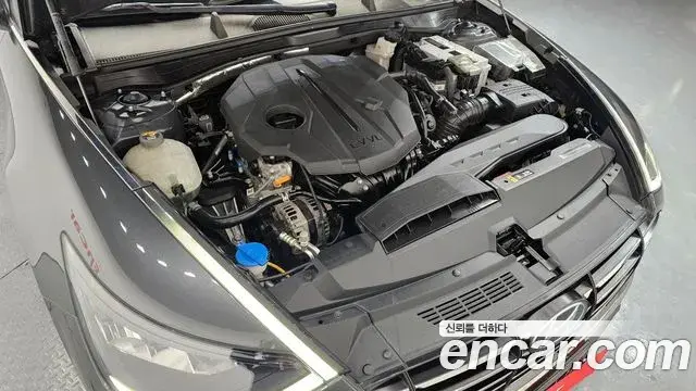 Hyundai Sonata Hybrid 2019 — Photo 7/20