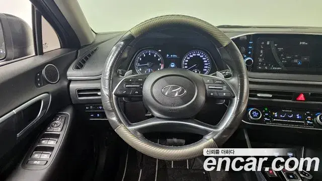 Hyundai Sonata Hybrid 2019 — Photo 5/20