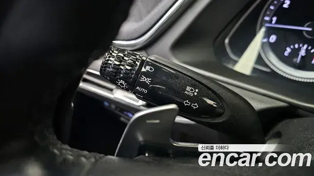 Hyundai Sonata Hybrid 2019 — Photo 1/20