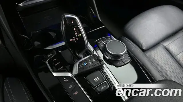 BMW X4 2021 — Фото 9/20