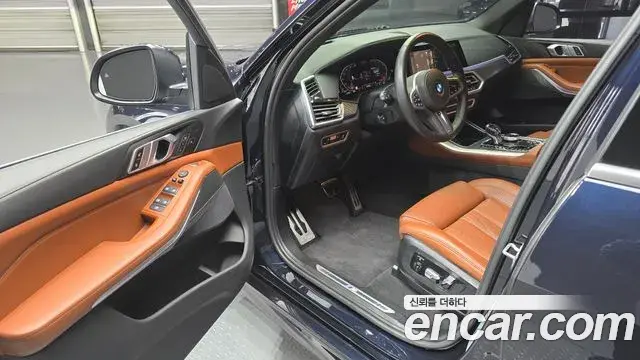BMW X5 2022 — Photo 9/20