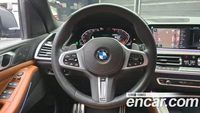 BMW X5 2022 — Photo 18/20