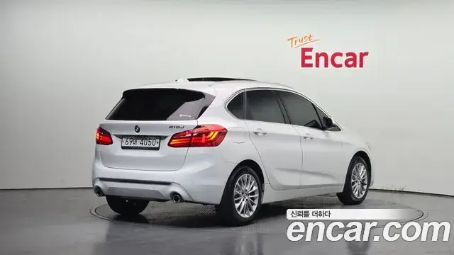 BMW 2 Series Active Tourer 2019 — ფოტო 16/20