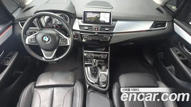 BMW 2 Series Active Tourer 2019 — ფოტო 13/20