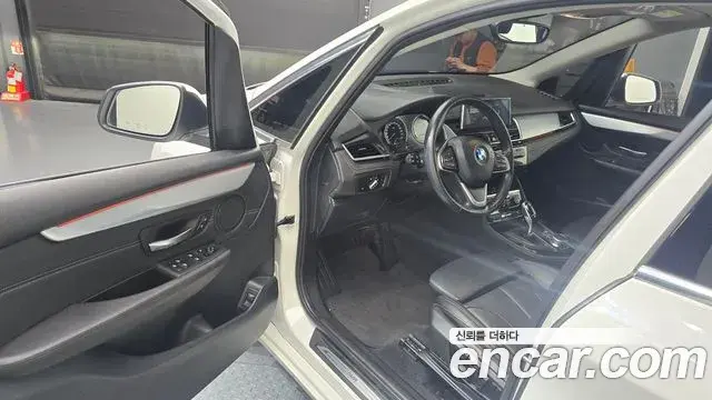 BMW 2 Series Active Tourer 2019 — ფოტო 5/20
