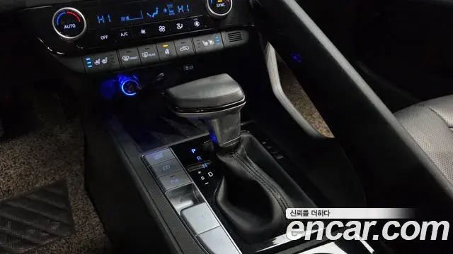 Hyundai The New Avante Hybrid 2021 — Şəkil 16/20