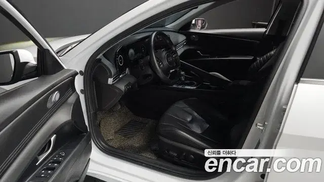 Hyundai The New Avante Hybrid 2021 — Şəkil 2/20