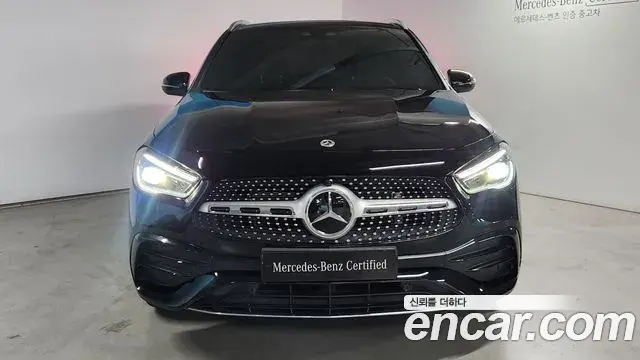 Mercedes-Benz GLA-Class 2022 — ფოტო 6/17