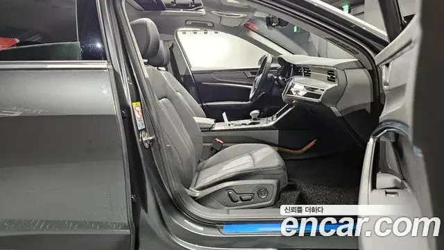 Audi A6 2021 — ფოტო 6/20
