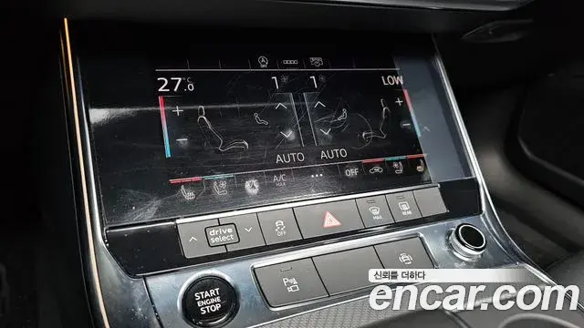 Audi A6 2021 — ფოტო 17/20