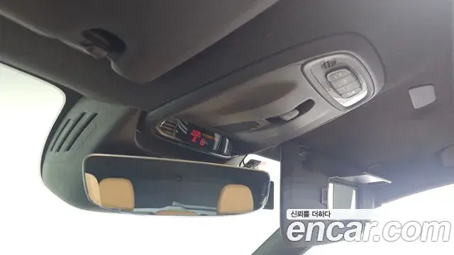 Volvo XC40 2022 — Photo 20/20