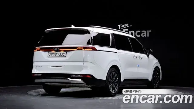 Kia Carnival 2022 — Şəkil 15/20