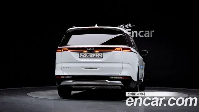 Kia Carnival 2022 — Şəkil 14/20
