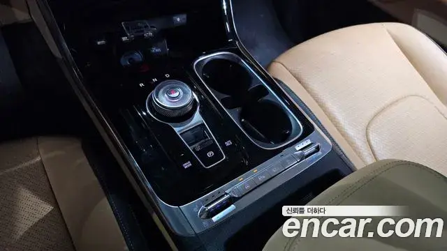Kia Carnival 2022 — Şəkil 7/20