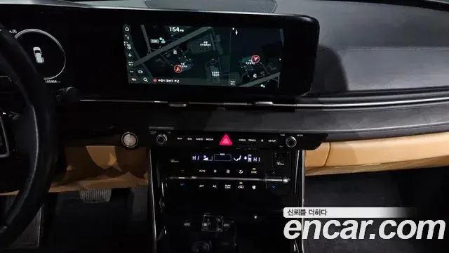 Kia Carnival 2022 — Şəkil 16/20