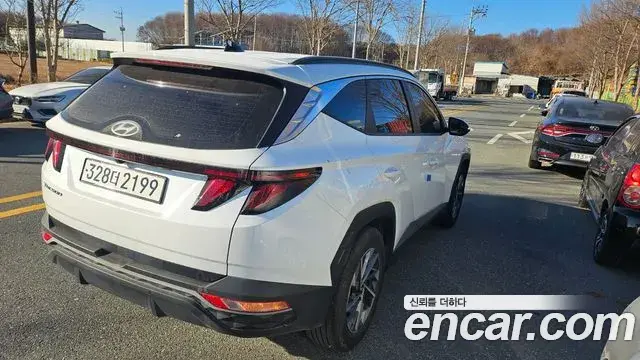 Hyundai Tucson Hybrid 2023 — ფოტო 12/20