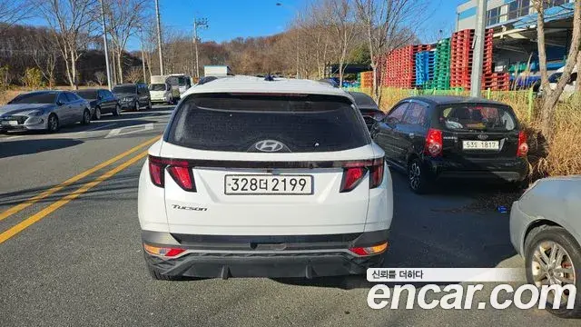 Hyundai Tucson Hybrid 2023 — ფოტო 6/20