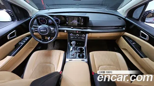 Kia Carnival 2022 — Фото 7/20