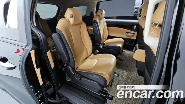Kia Carnival 2022 — Фото 12/20