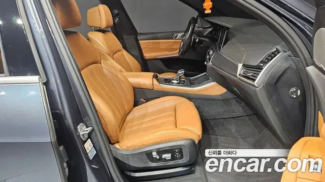 BMW X5 2020 — Photo 12/20