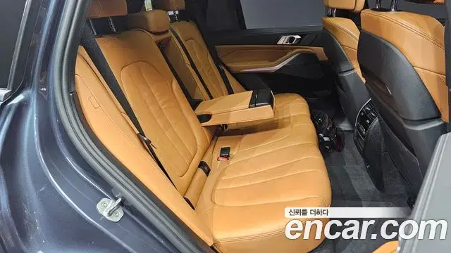 BMW X5 2020 — Photo 18/20