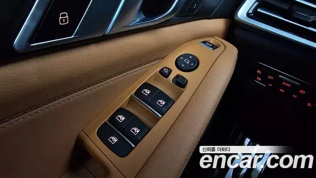 BMW X5 2020 — Photo 3/20