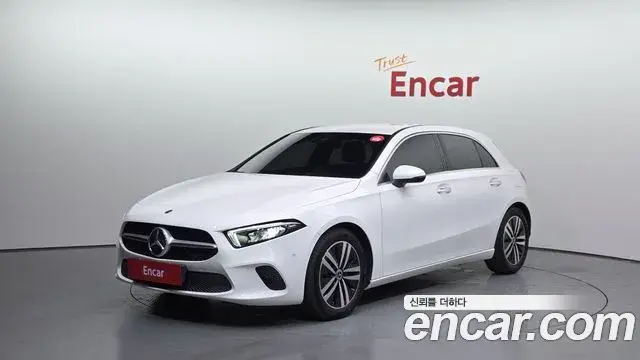 Mercedes-Benz A-Class 2022 — Şəkil 12/20