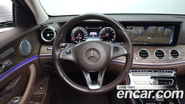 Mercedes-Benz E-Class 2018 — Şəkil 2/20