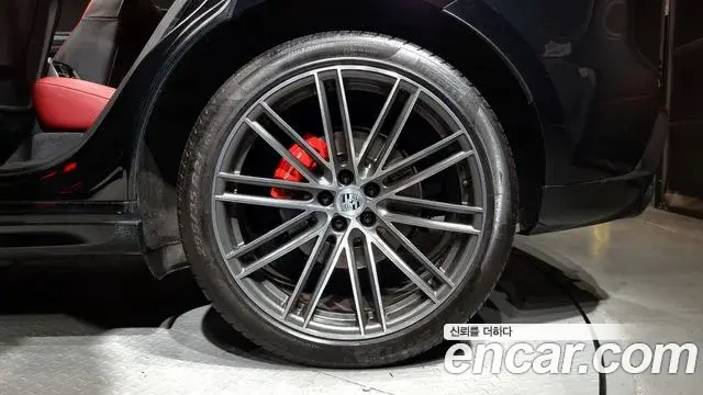 Porsche Macan 2023 — Şəkil 5/20