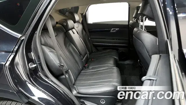 Genesis GV80 2020 — Photo 19/20